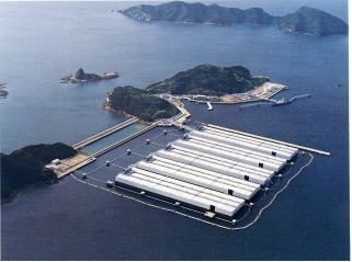 昭和６３年９月に完成した上五島洋上石油備蓄基地