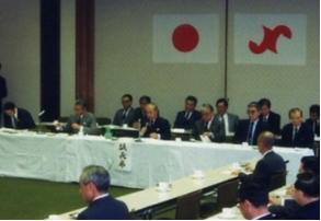臨時総会において、新会頭に松田皜一氏を選任
